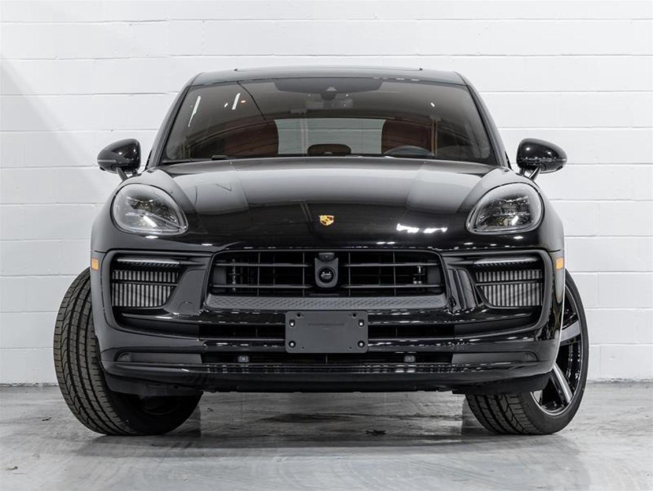 2025 Porsche Macan  Photo