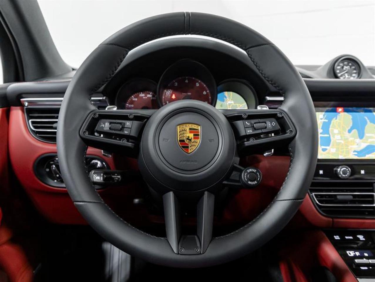 2025 Porsche Macan  Photo