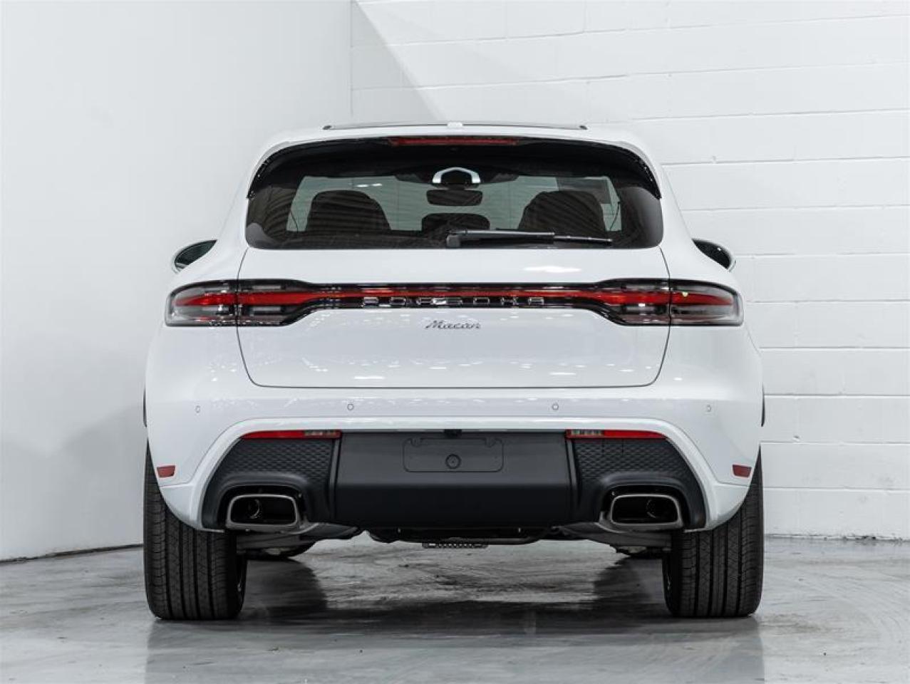 2025 Porsche Macan  Photo