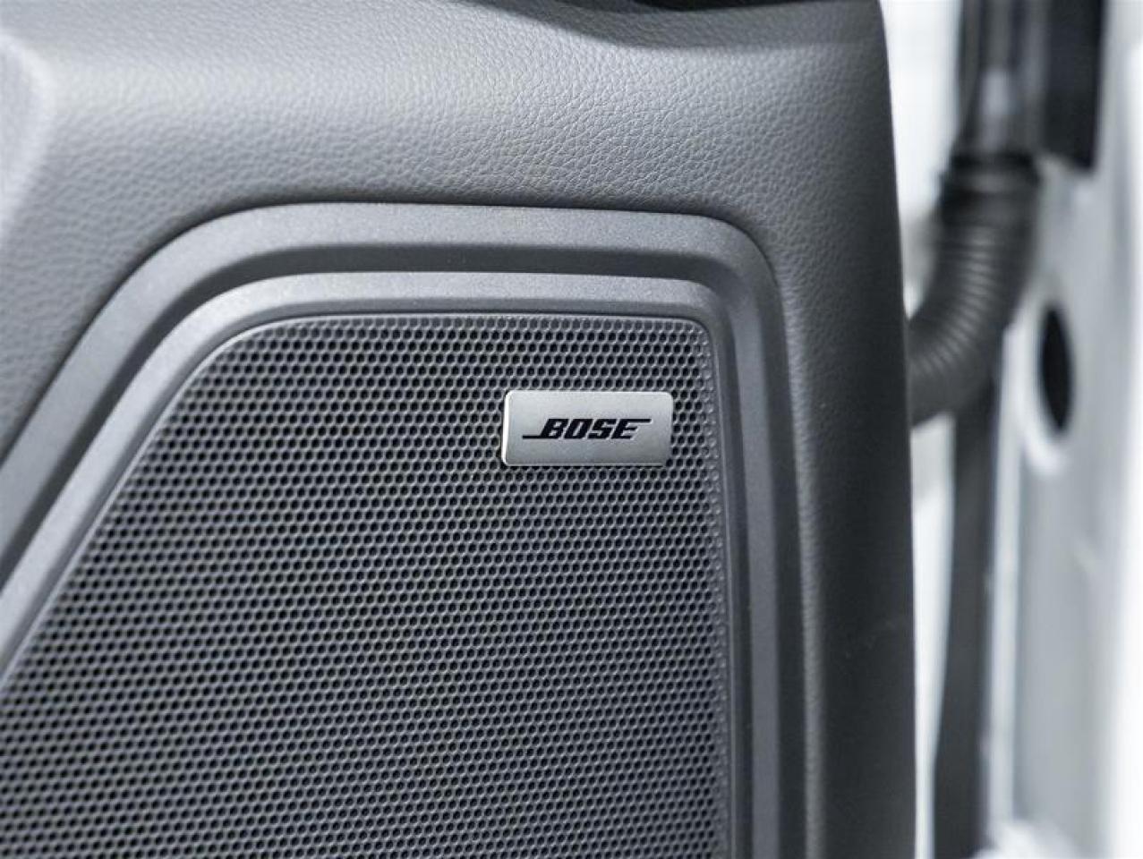 2025 Porsche Macan  Photo