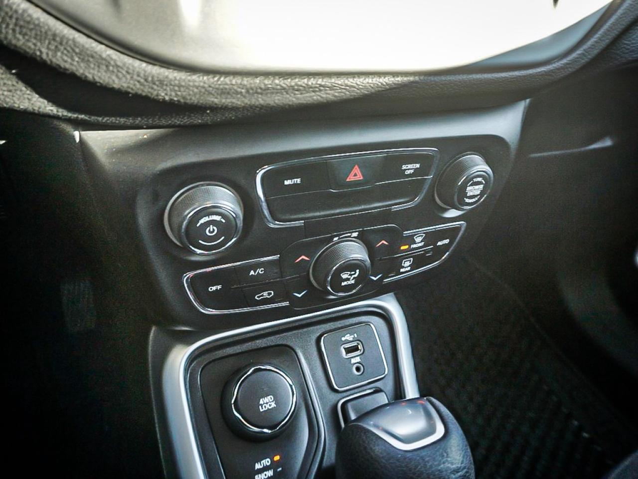 2021 Jeep Compass  Photo