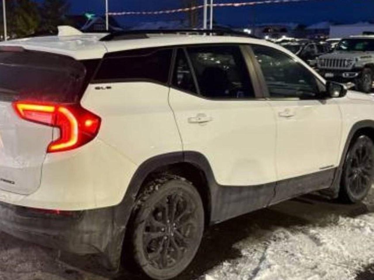 2022 GMC Terrain SLE All-wheel Drive Photo