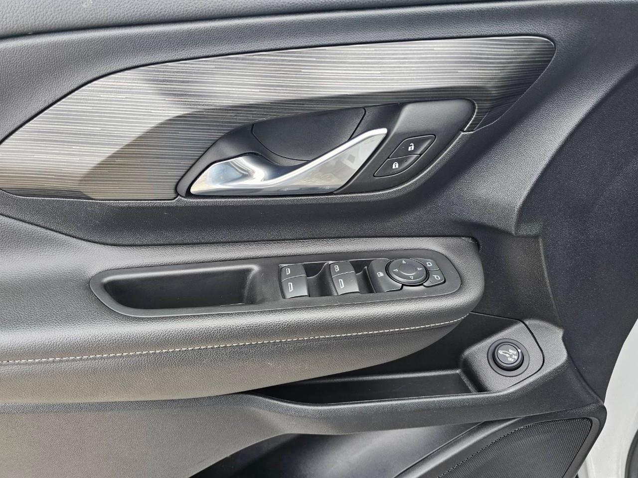 2022 GMC Terrain SLE All-wheel Drive Photo