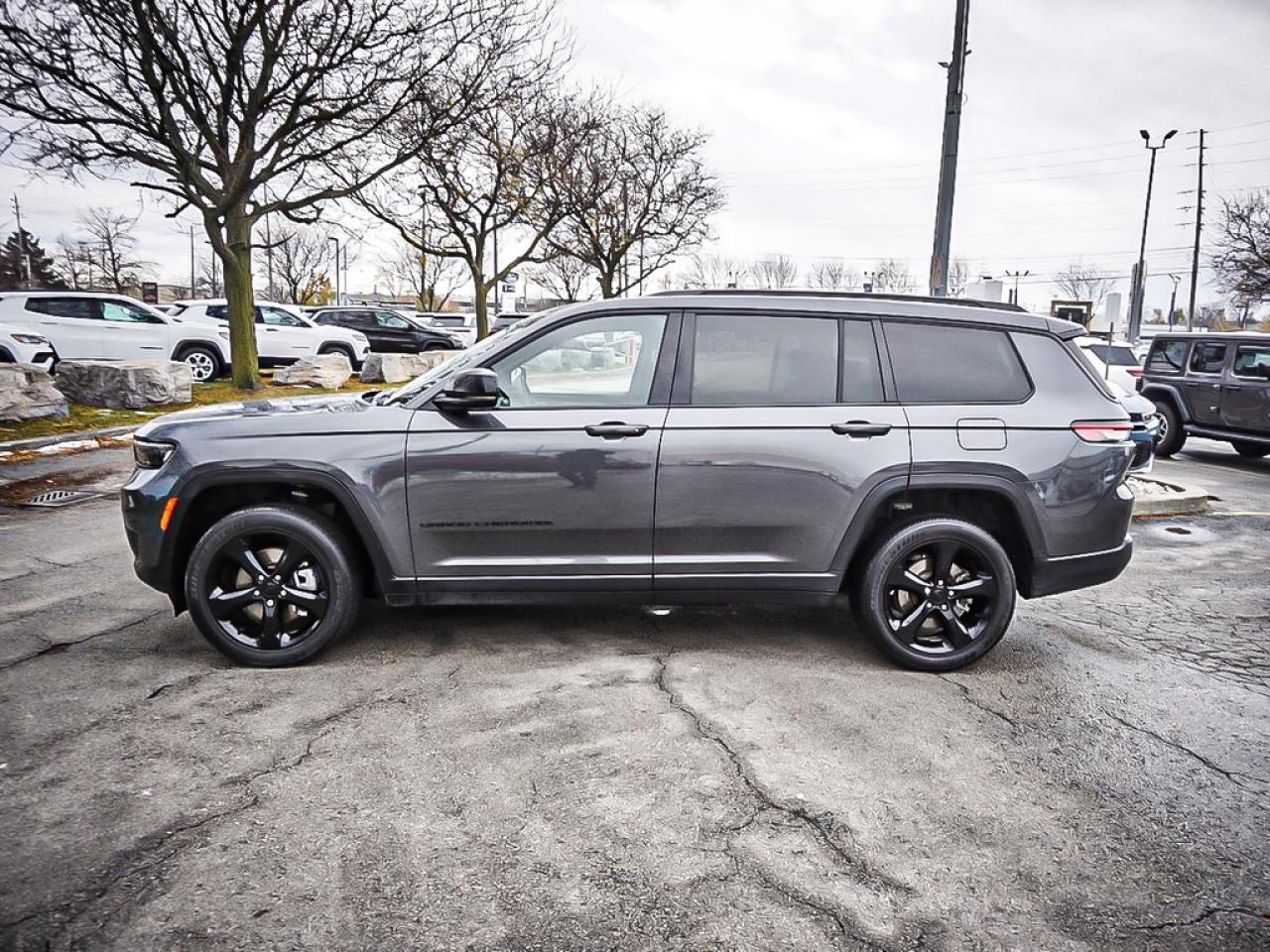 2022 Jeep Grand Cherokee L  Photo