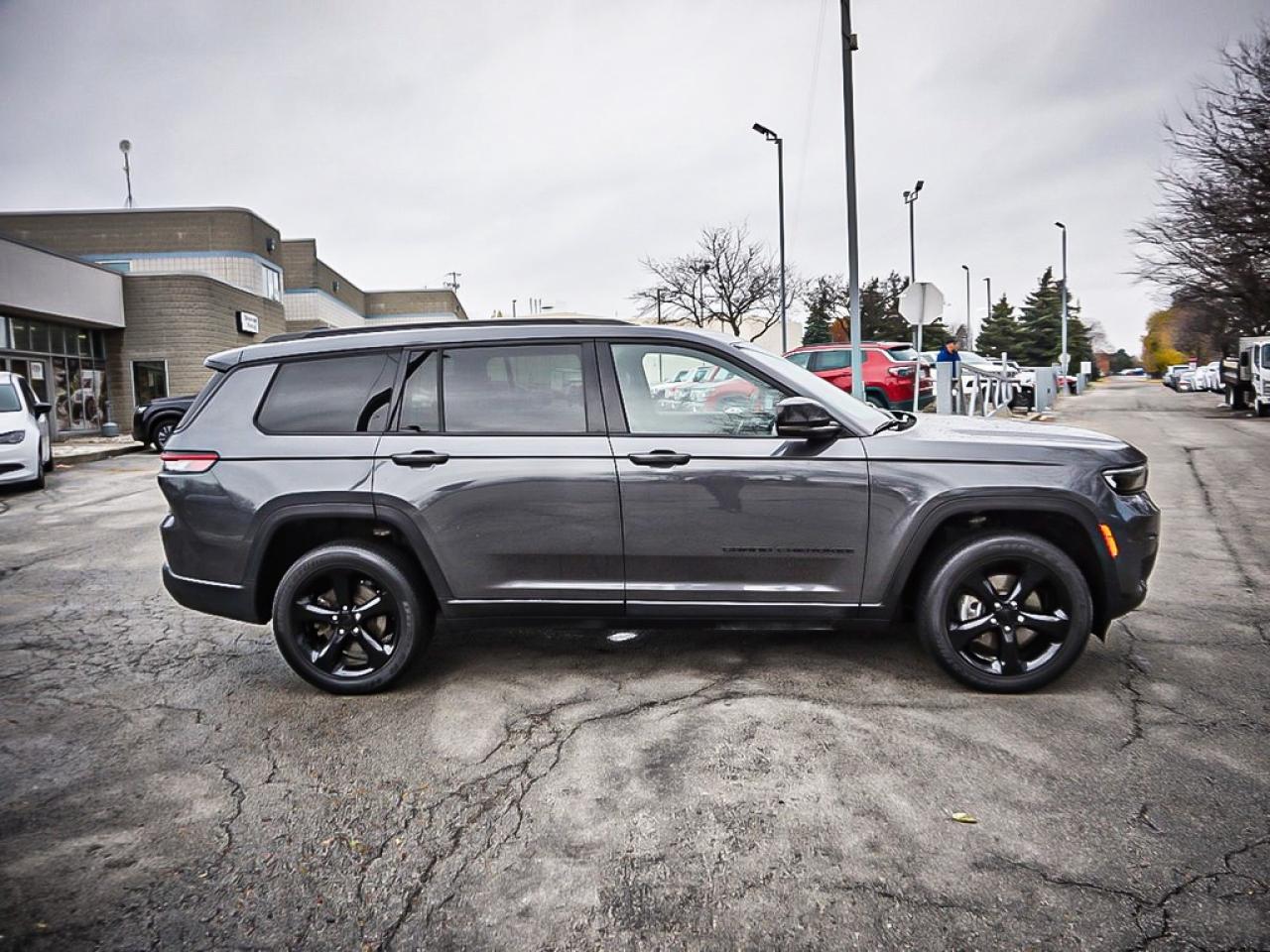 2022 Jeep Grand Cherokee L  Photo