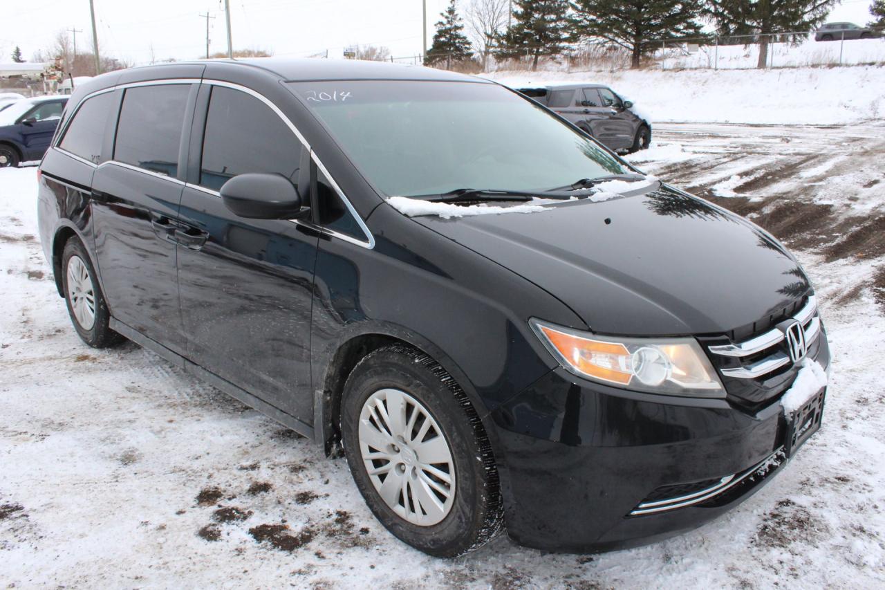 2014 Honda Odyssey LX Photo