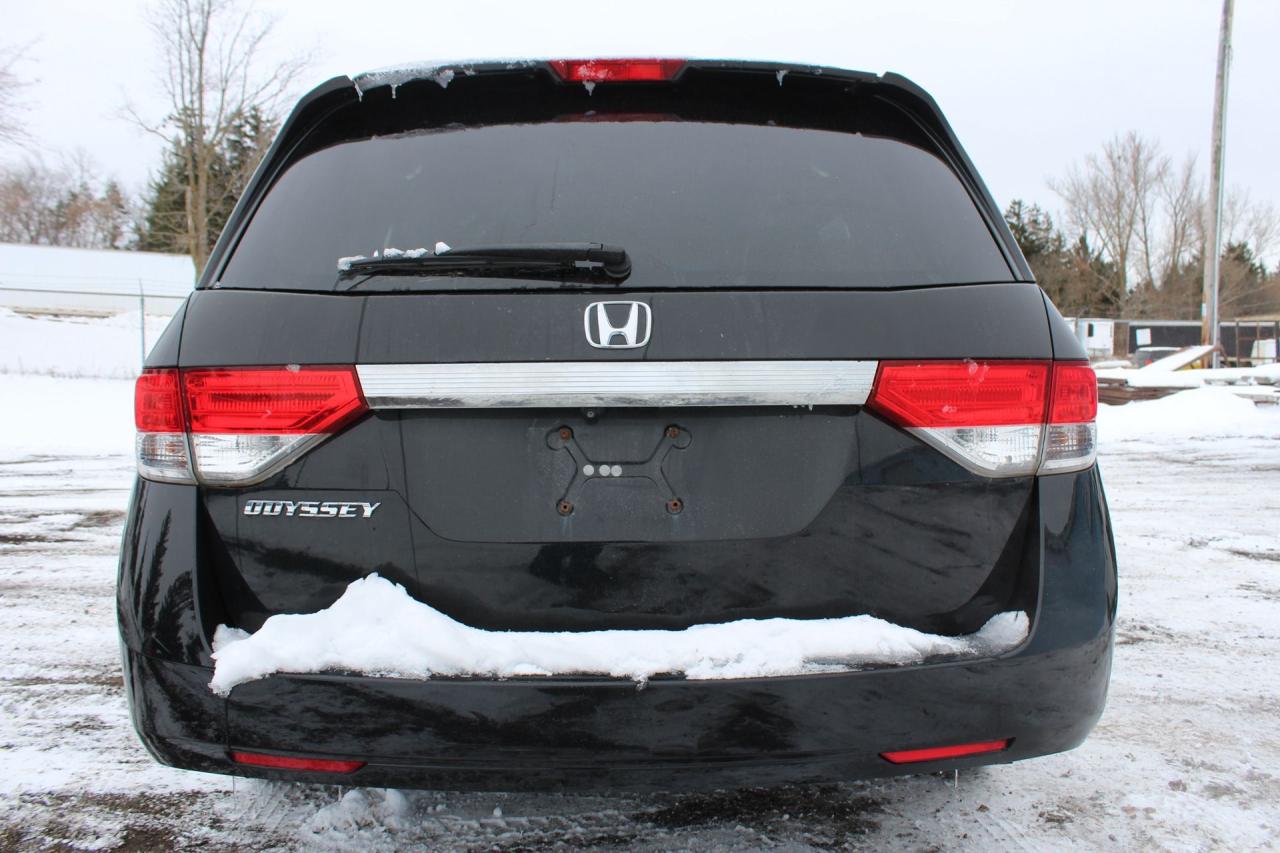 2014 Honda Odyssey LX Photo