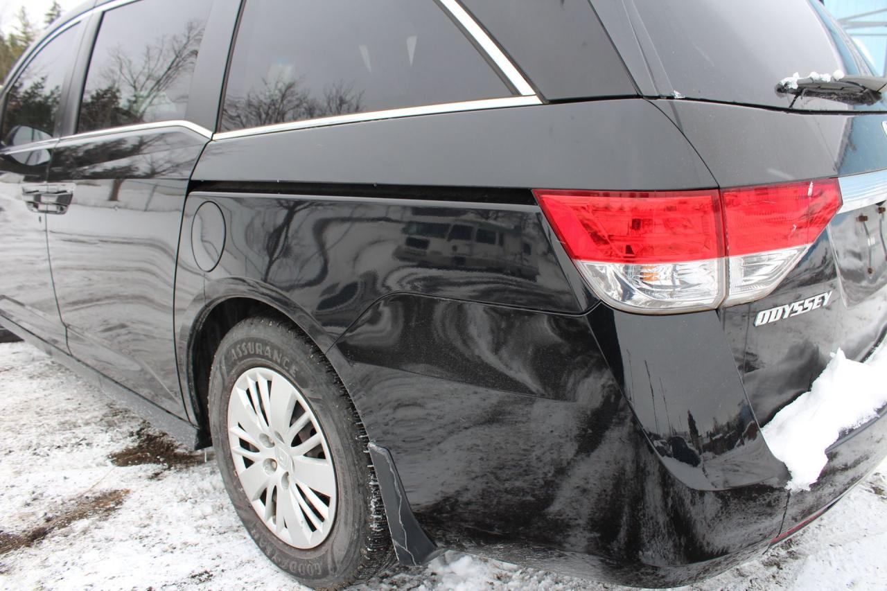 2014 Honda Odyssey LX Photo