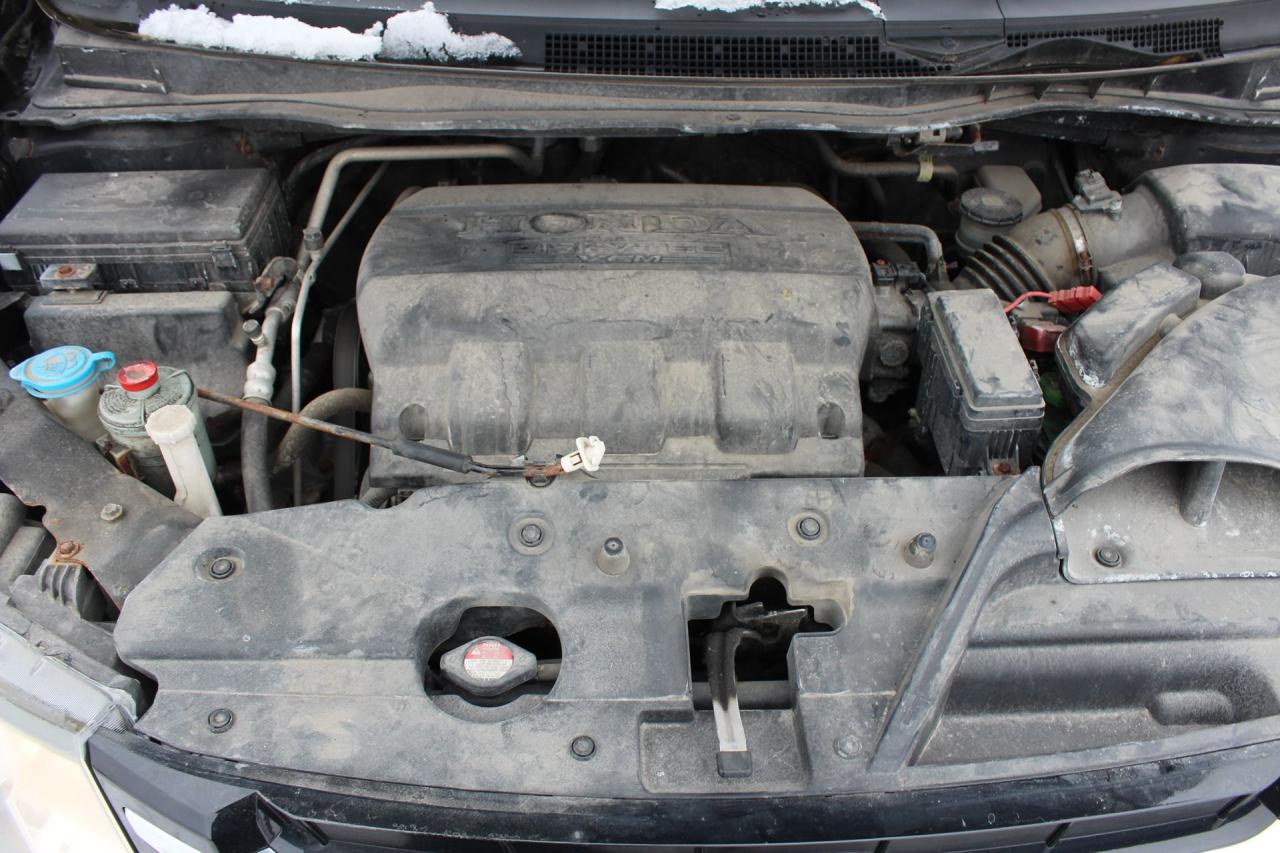 2014 Honda Odyssey LX Photo