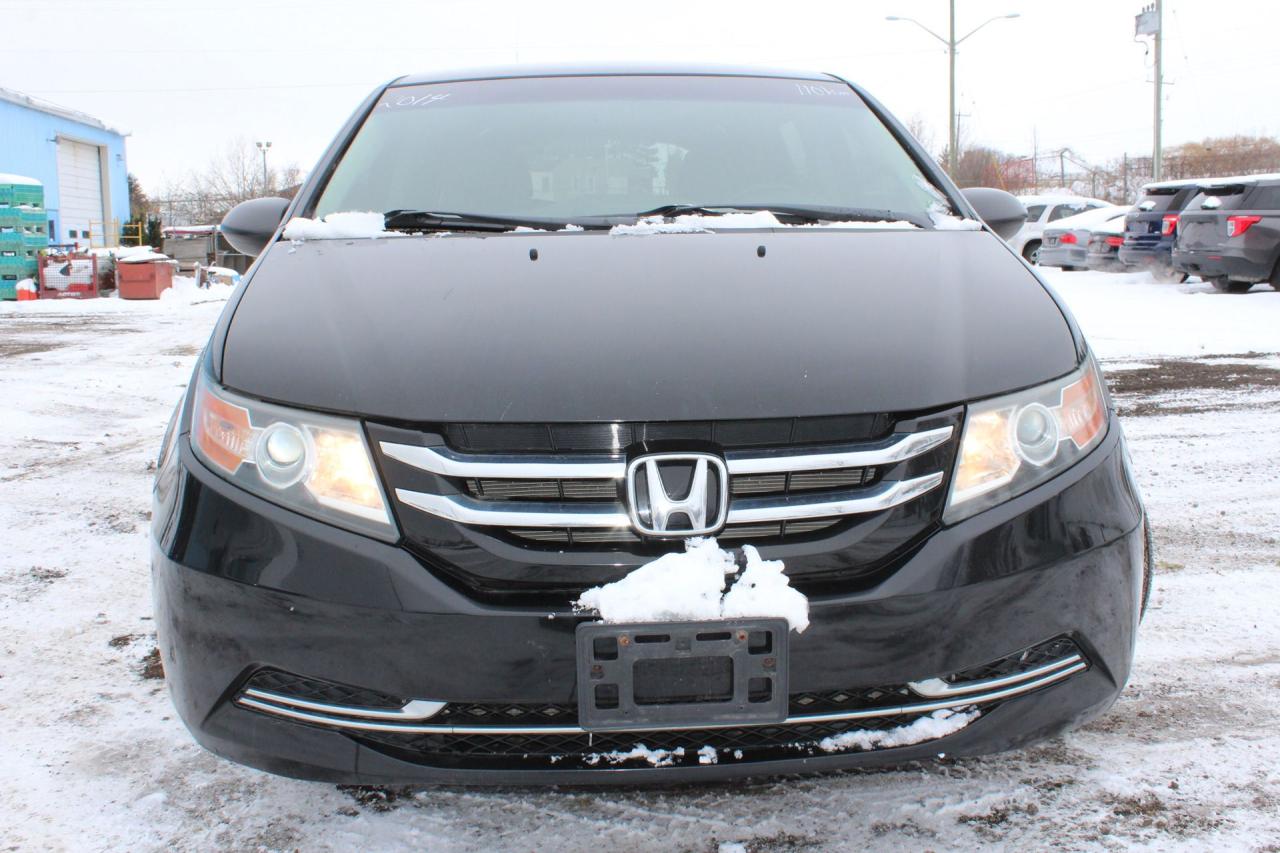 2014 Honda Odyssey LX Photo