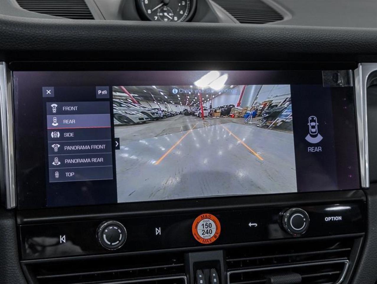 2025 Porsche Macan  Photo