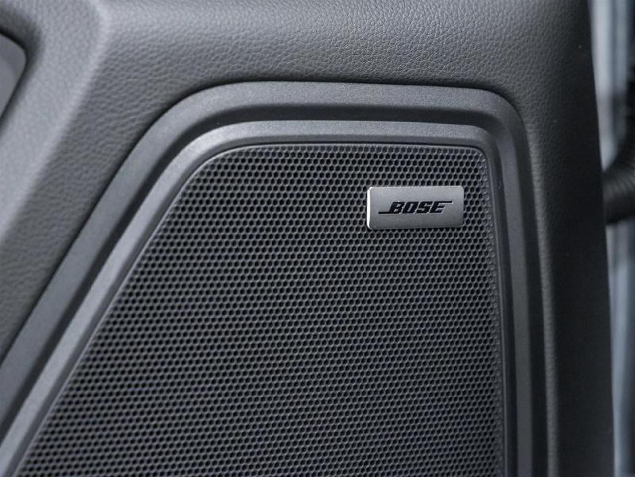 2025 Porsche Macan  Photo