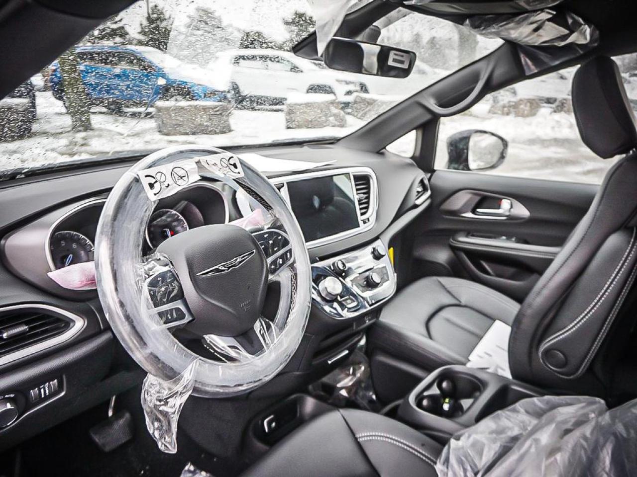 2026 Chrysler Grand Caravan  Photo