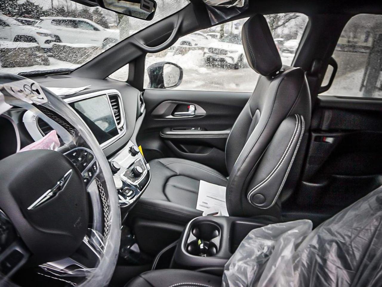 2026 Chrysler Grand Caravan  Photo