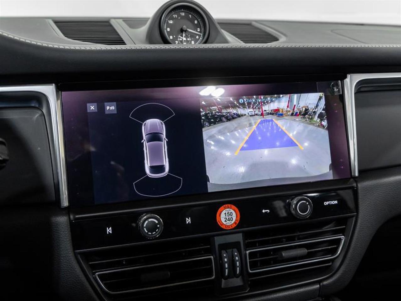 2025 Porsche Macan  Photo