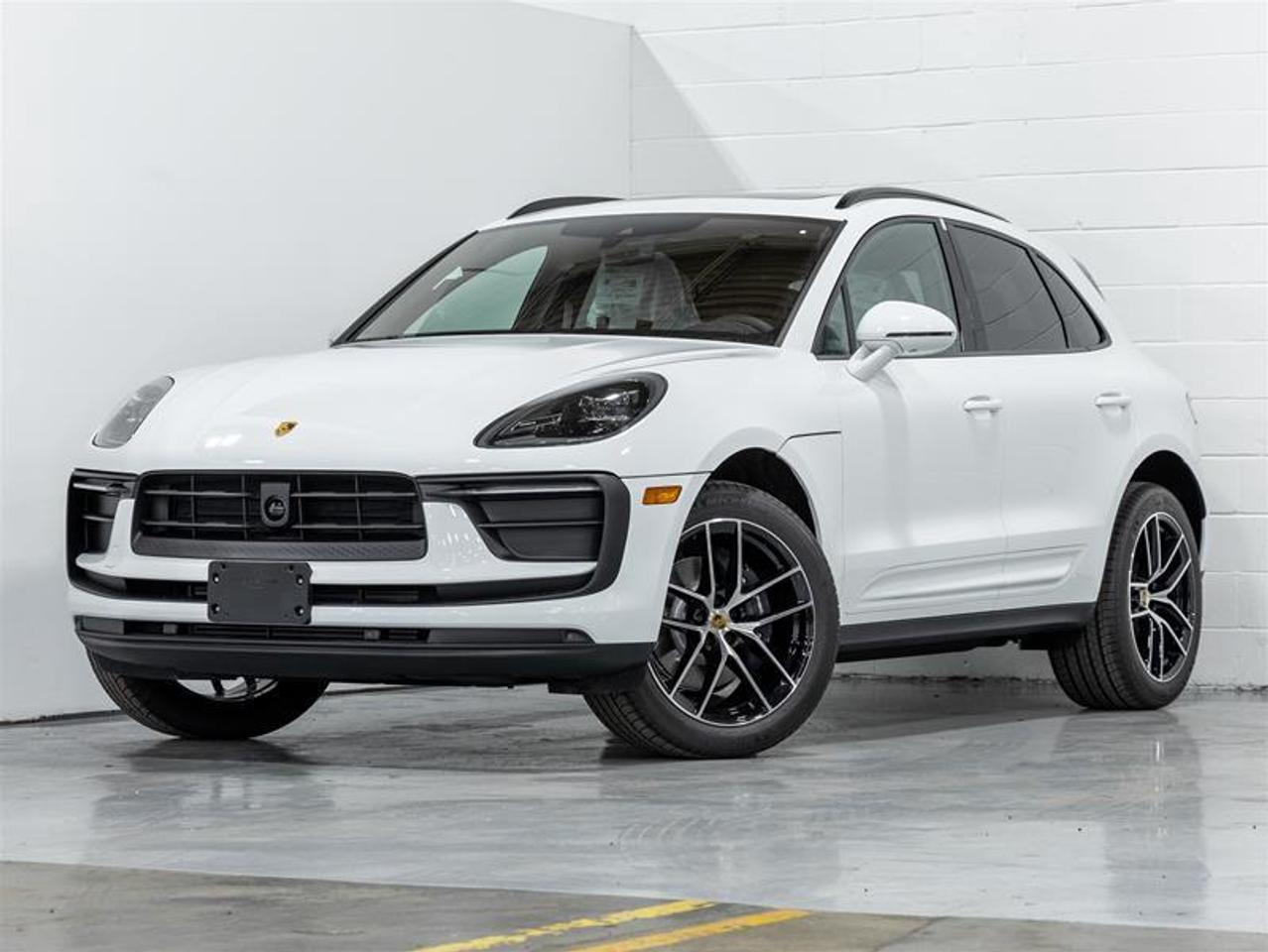 2025 Porsche Macan  Photo