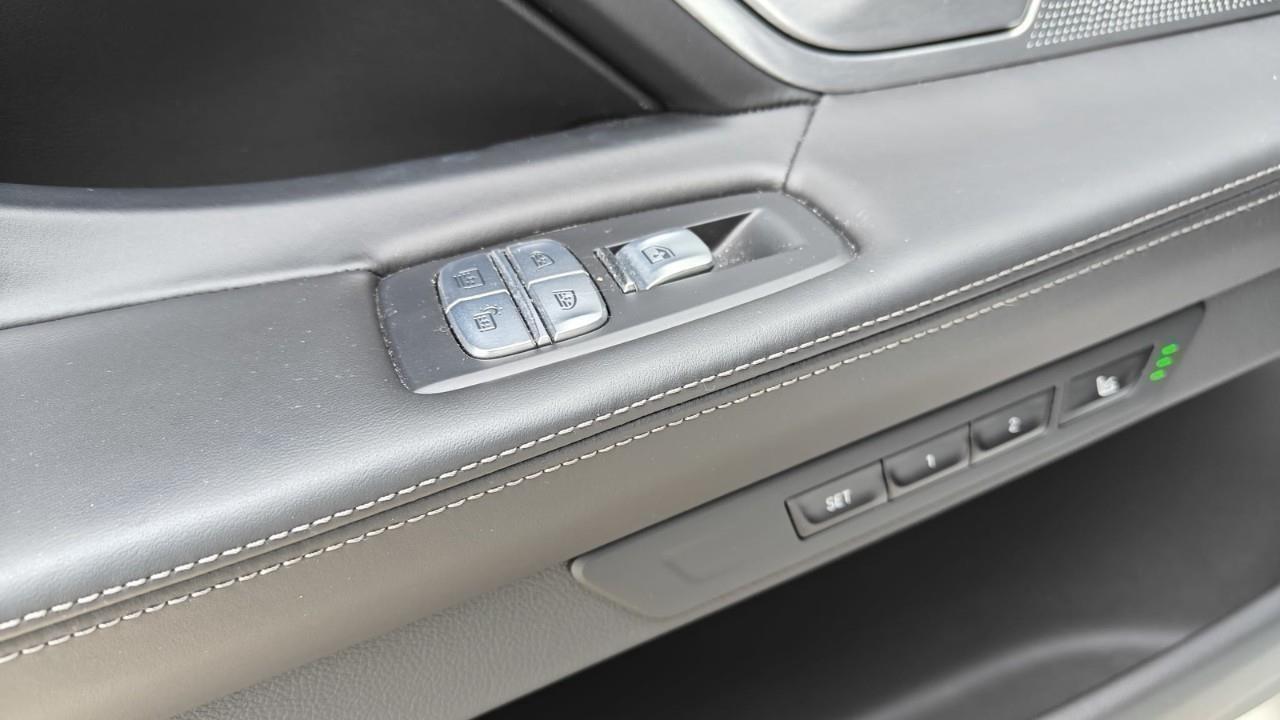 2022 BMW M760 Li xDrive 4dr All-Wheel Drive Sedan Photo