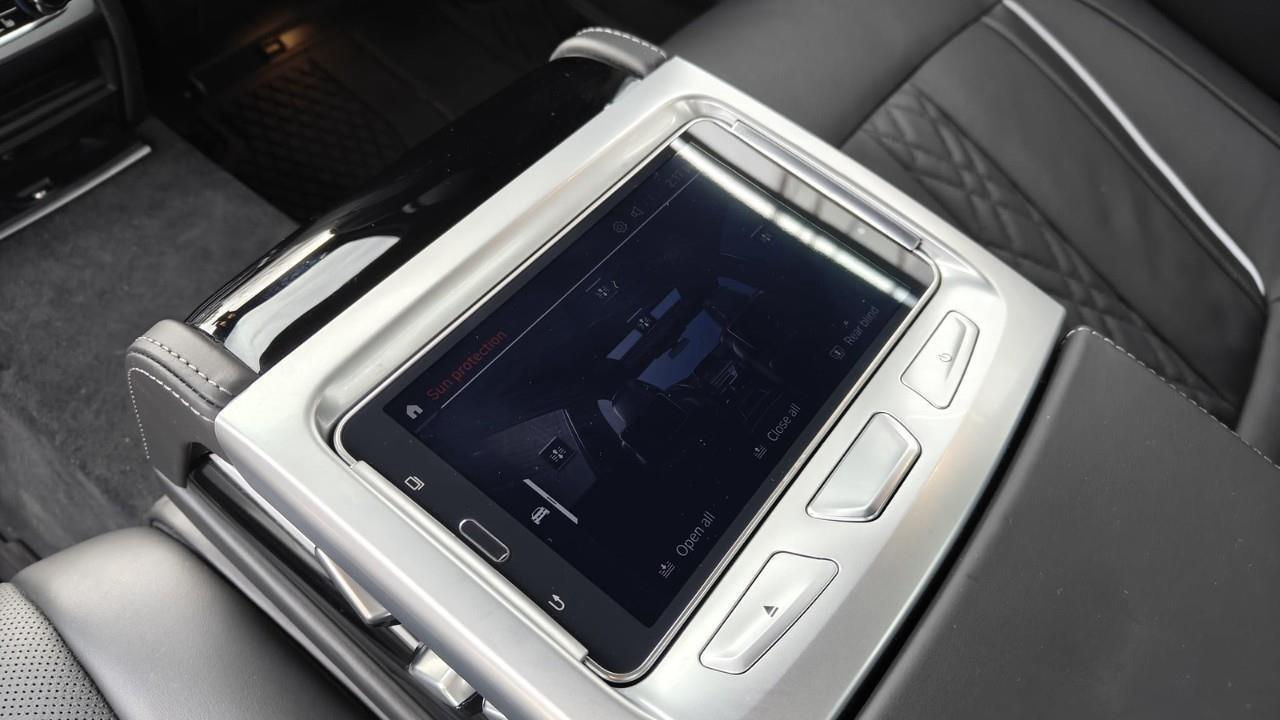 2022 BMW M760 Li xDrive 4dr All-Wheel Drive Sedan Photo