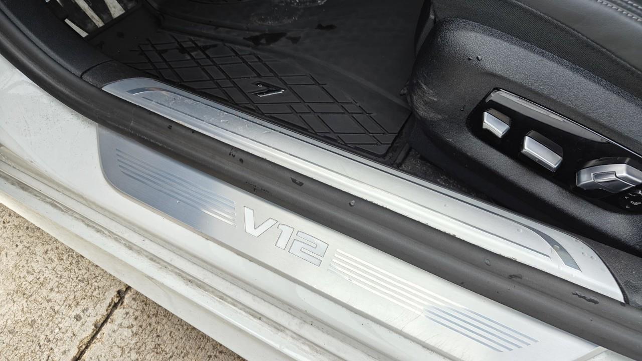 2022 BMW M760 Li xDrive 4dr All-Wheel Drive Sedan Photo