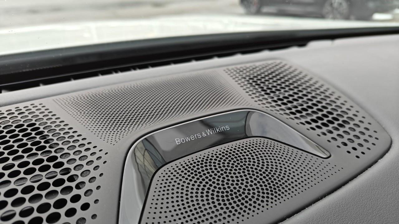 2022 BMW M760 Li xDrive 4dr All-Wheel Drive Sedan Photo