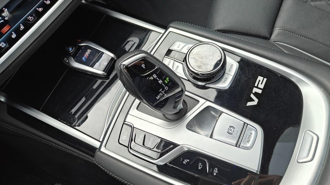 2022 BMW M760 Li xDrive 4dr All-Wheel Drive Sedan Photo