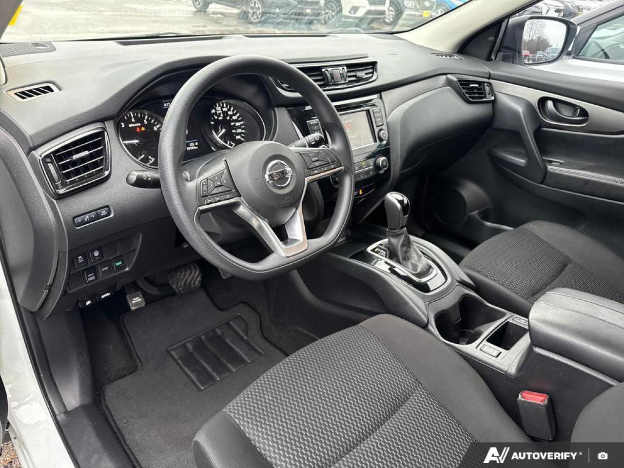 2021 Nissan Qashqai S BACKUP CAM   BLUETOOTH   HTD SEATS   KEYLESS ENT Photo