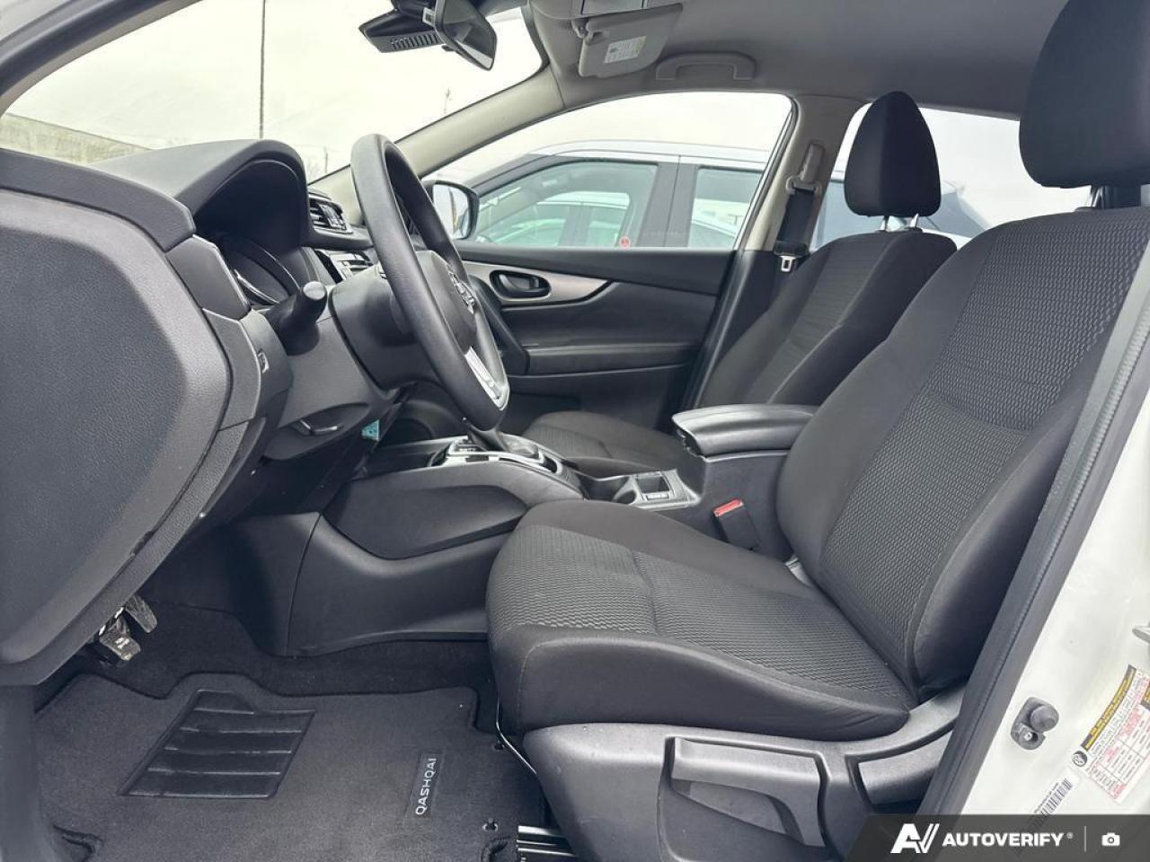 2021 Nissan Qashqai S BACKUP CAM   BLUETOOTH   HTD SEATS   KEYLESS ENT Photo