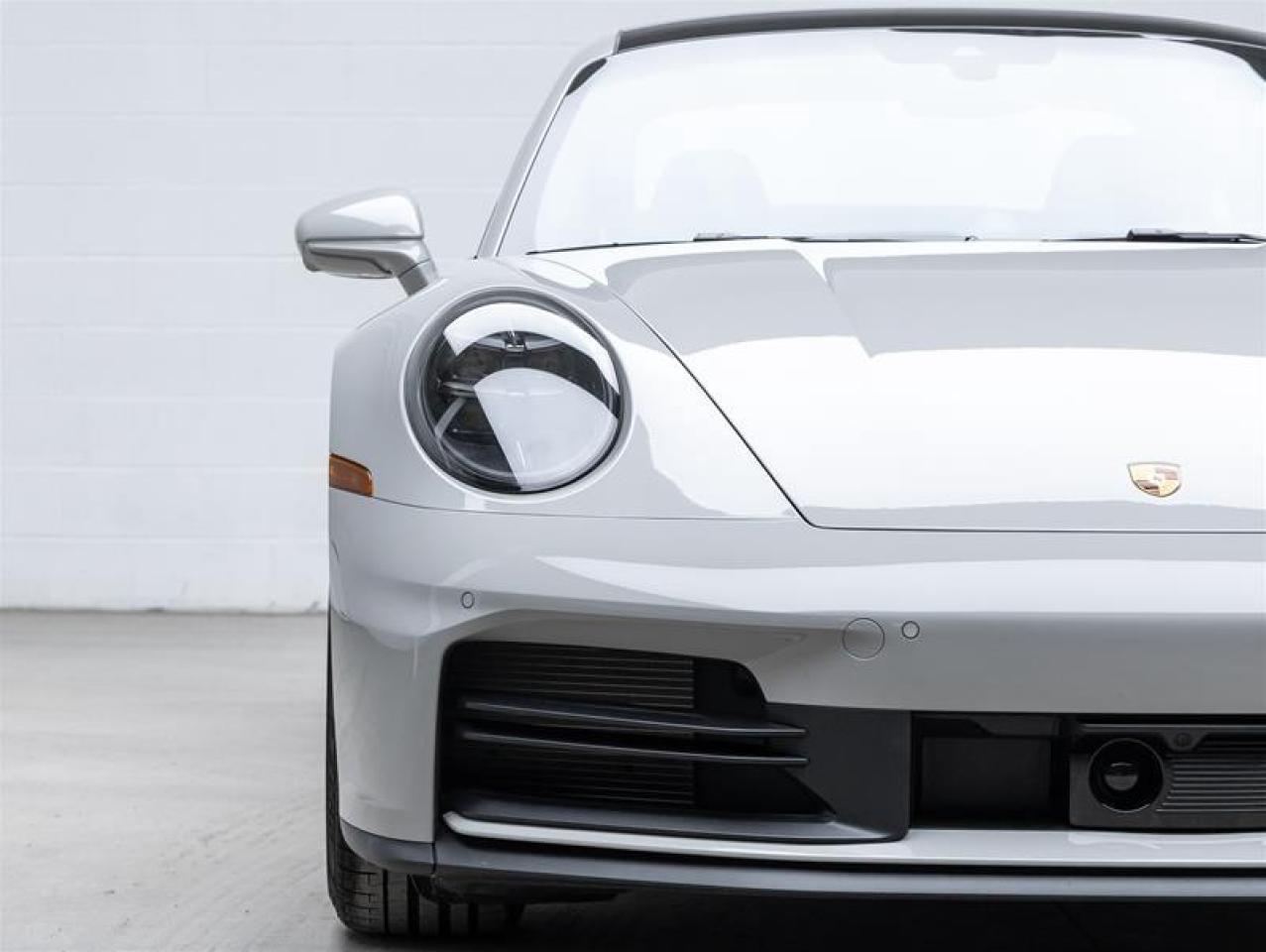 2025 Porsche 911  Photo