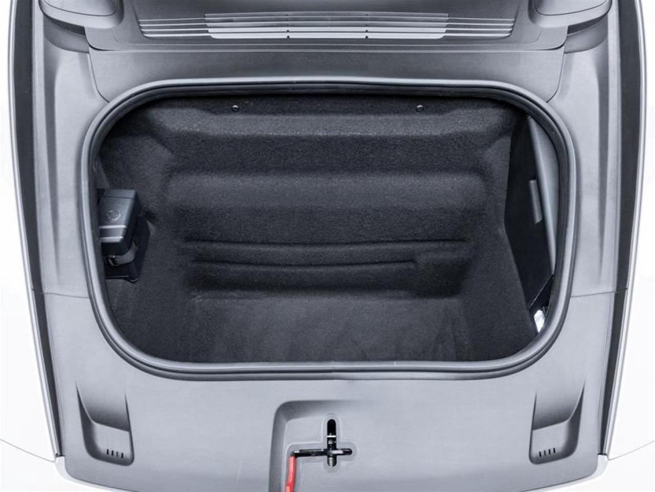 2025 Porsche 911  Photo