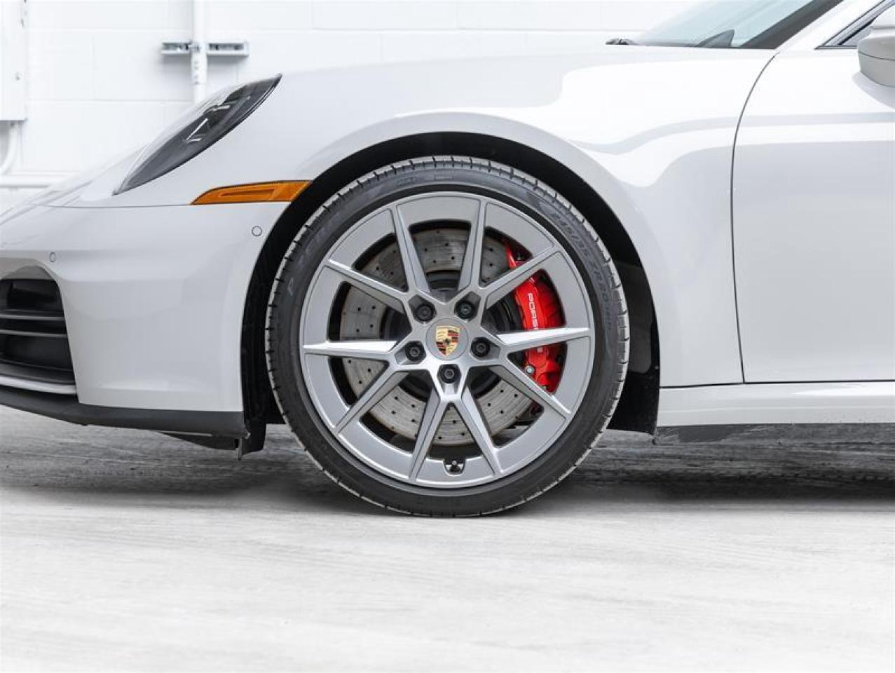 2025 Porsche 911  Photo