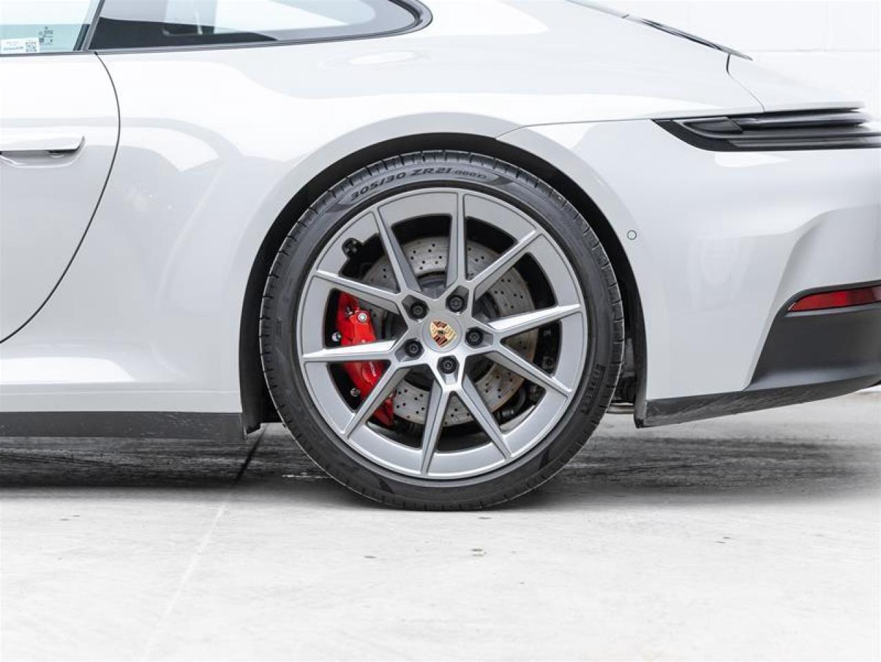 2025 Porsche 911  Photo