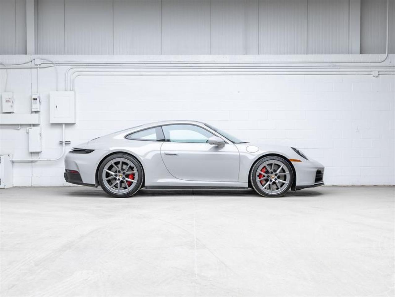 2025 Porsche 911  Photo