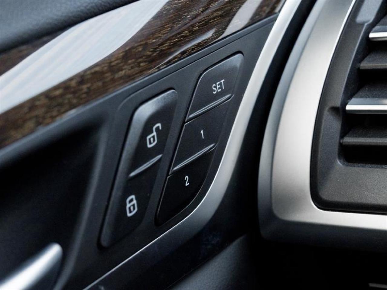 2022 BMW X4 xDrive30i 4dr All-Wheel Drive Sports Activity Coupe Photo