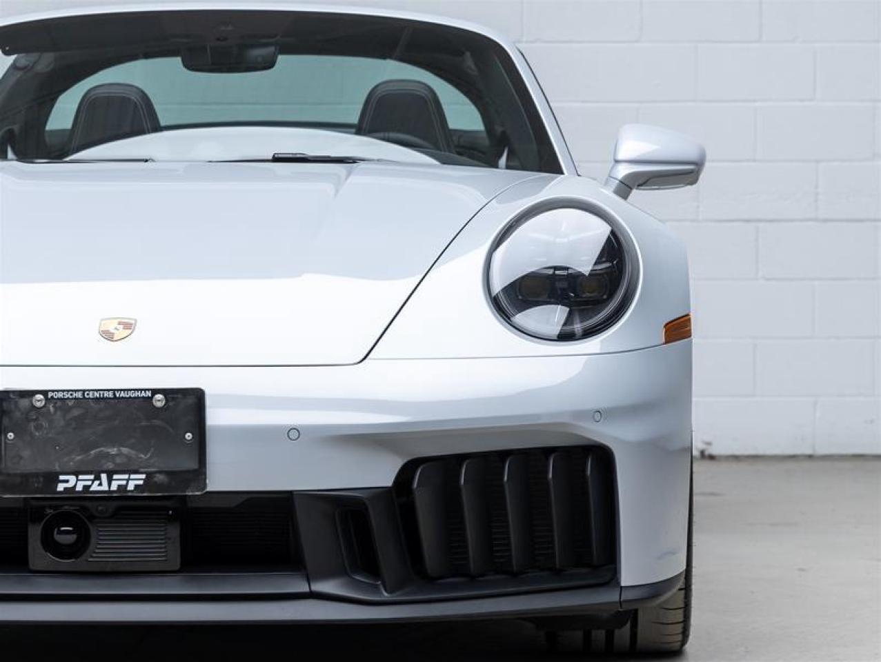 2025 Porsche 911  Photo