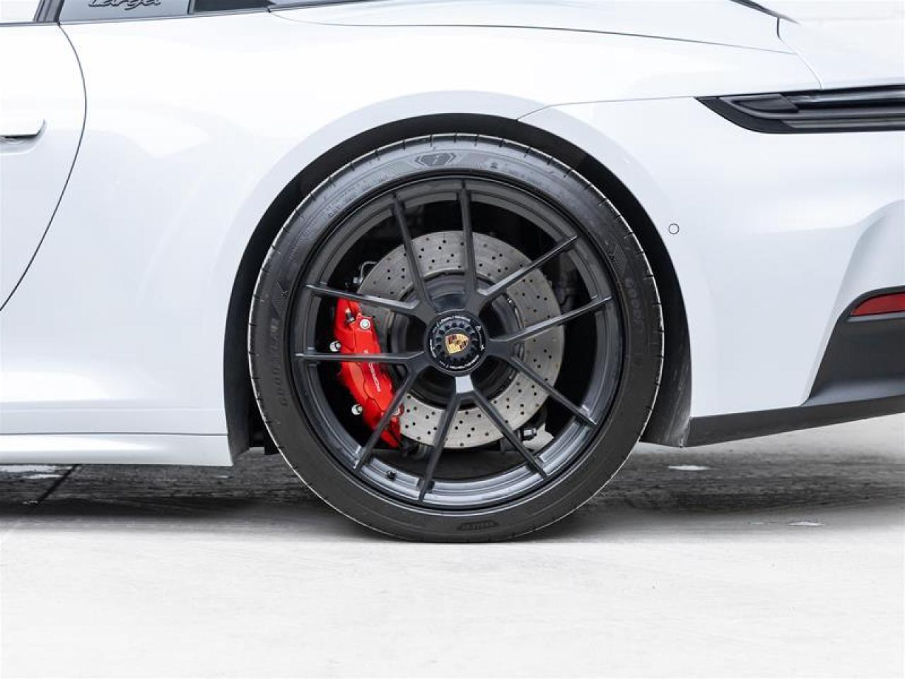 2025 Porsche 911  Photo