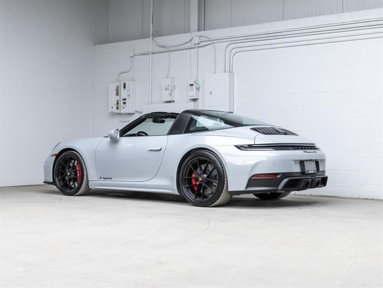 2025 Porsche 911  Photo