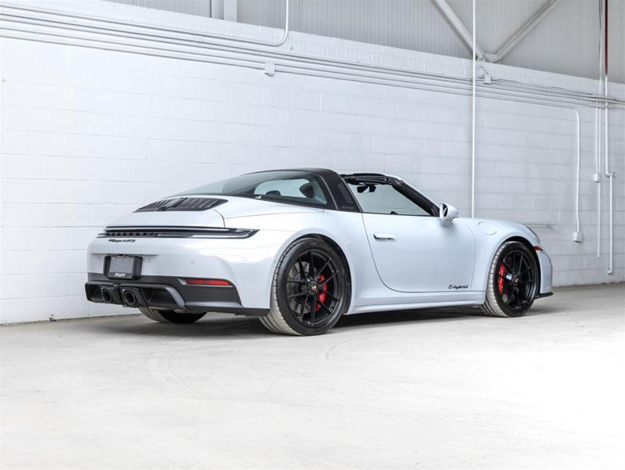 2025 Porsche 911  Photo