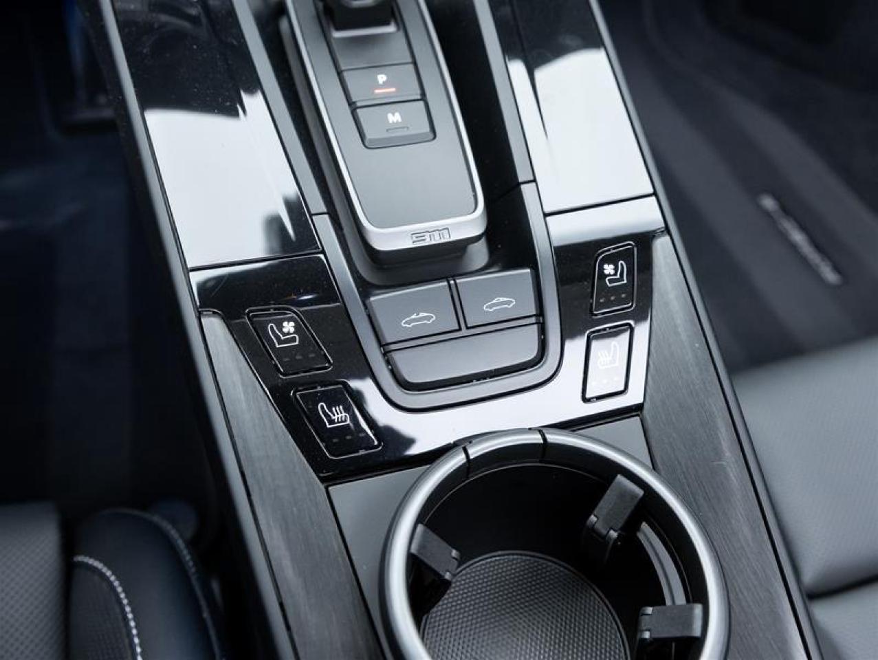 2025 Porsche 911  Photo