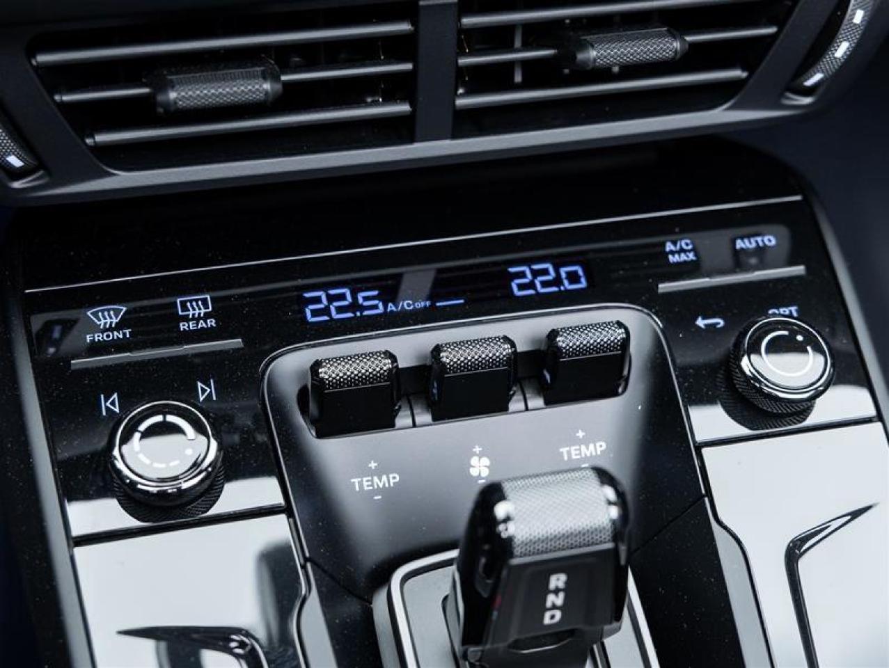 2025 Porsche 911  Photo