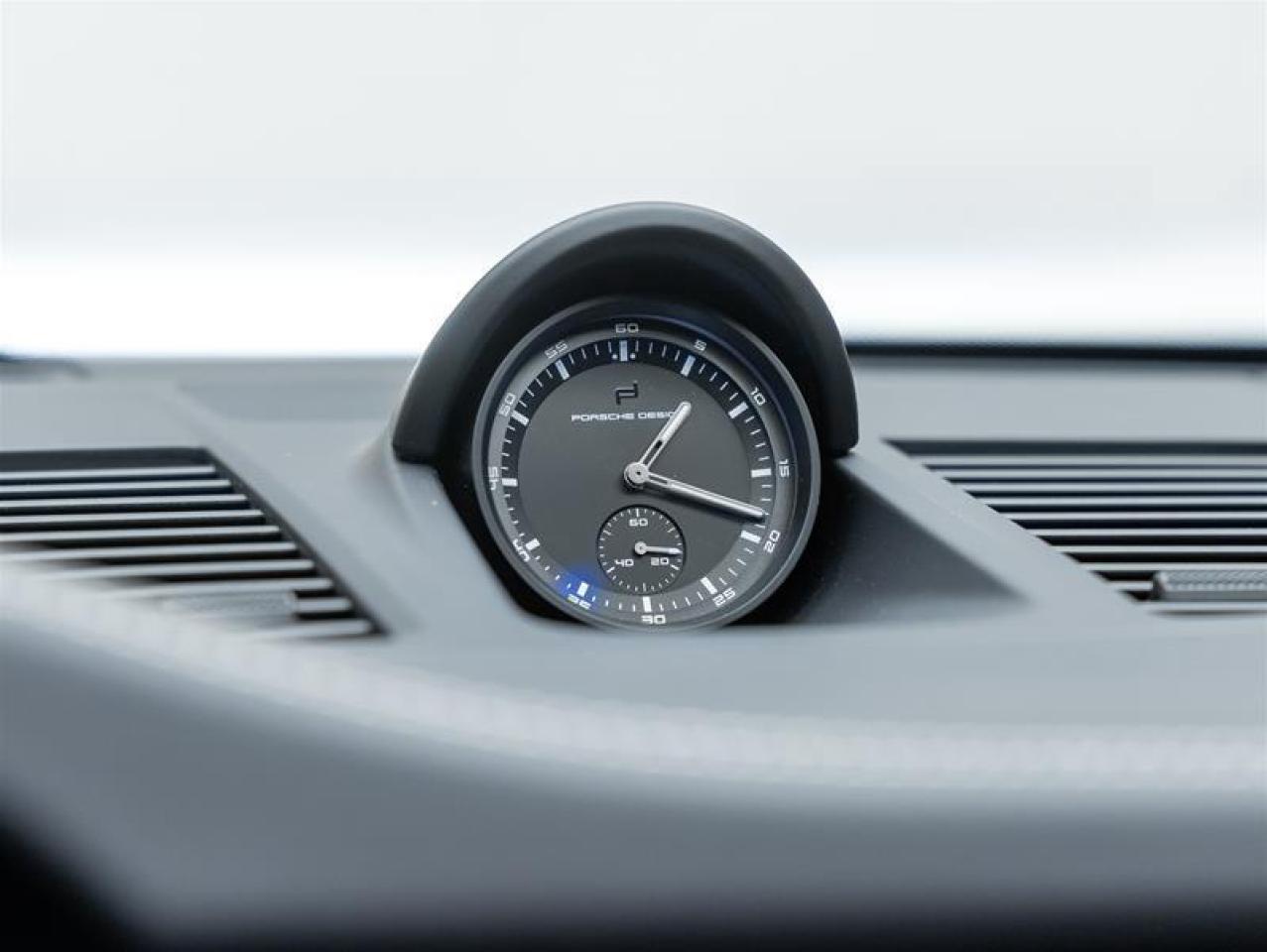 2025 Porsche 911  Photo