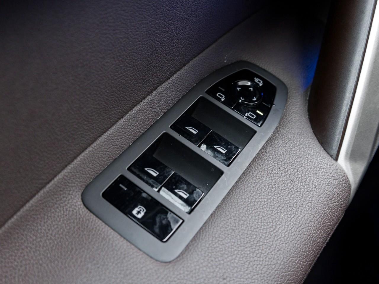 2023 BMW iX xDrive50 4dr All-Wheel Drive Sports Activity Vehicle Photo