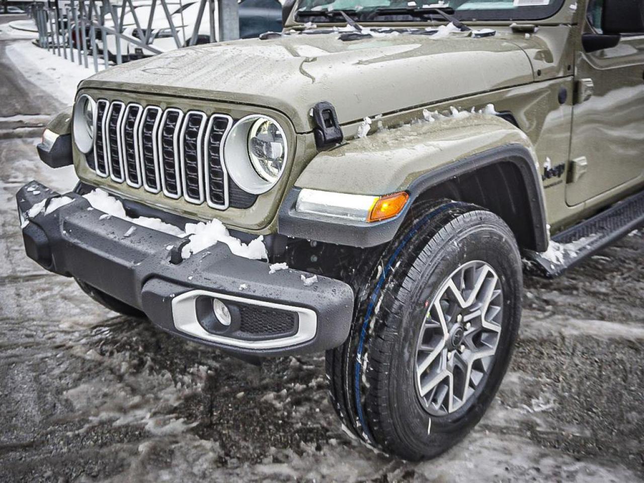 2026 Jeep Wrangler  Photo3