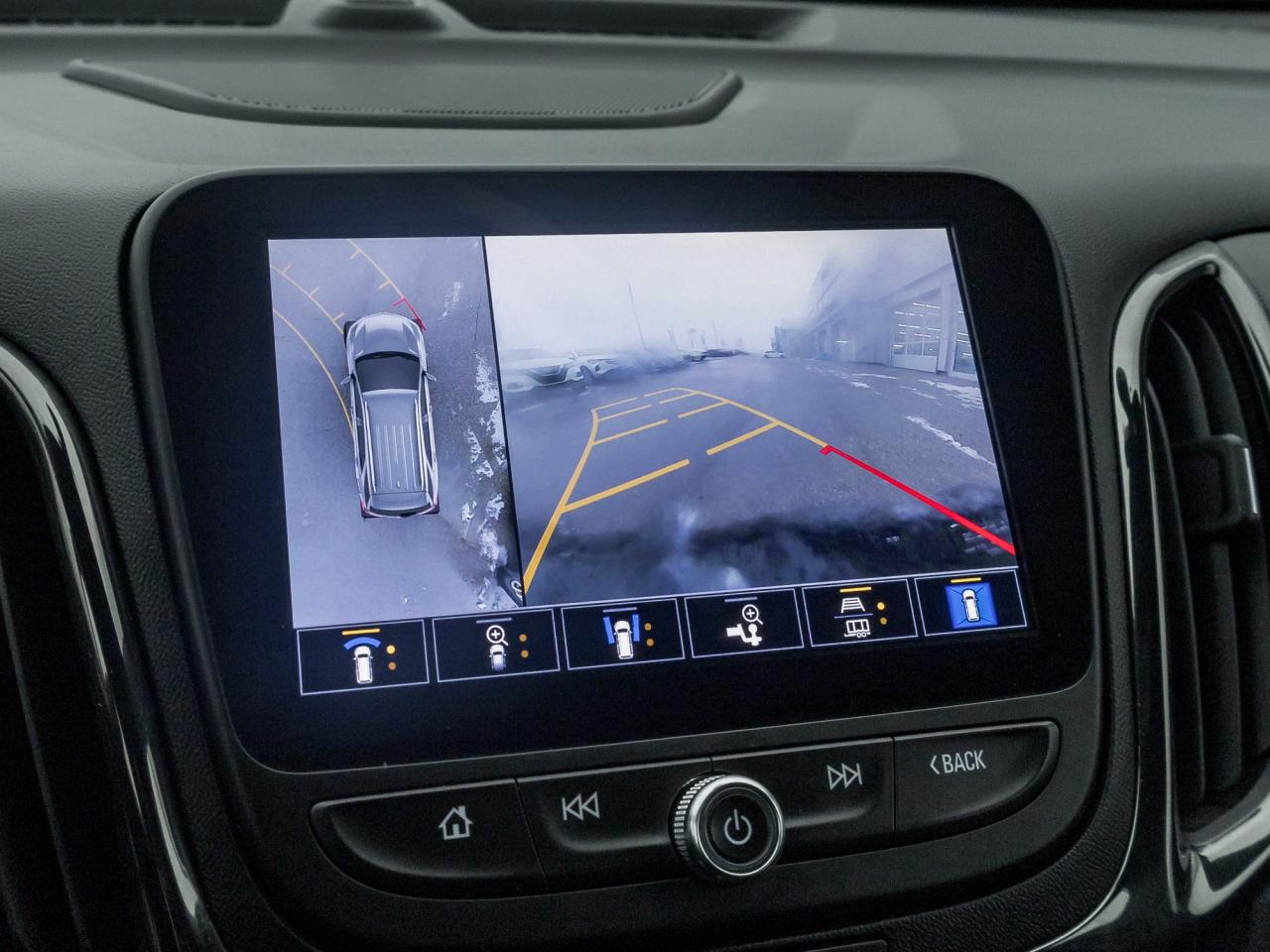 2022 Chevrolet Equinox RS All-Wheel Drive Photo