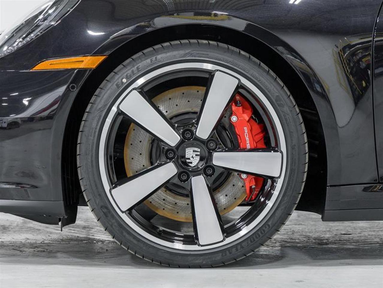 2026 Porsche 911  Photo