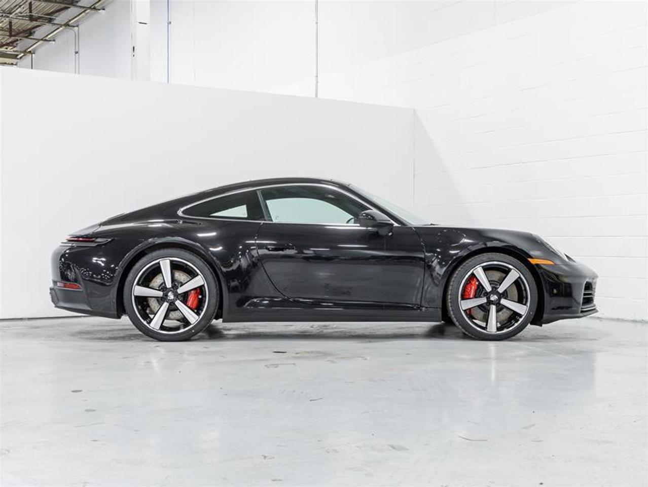 2026 Porsche 911  Photo