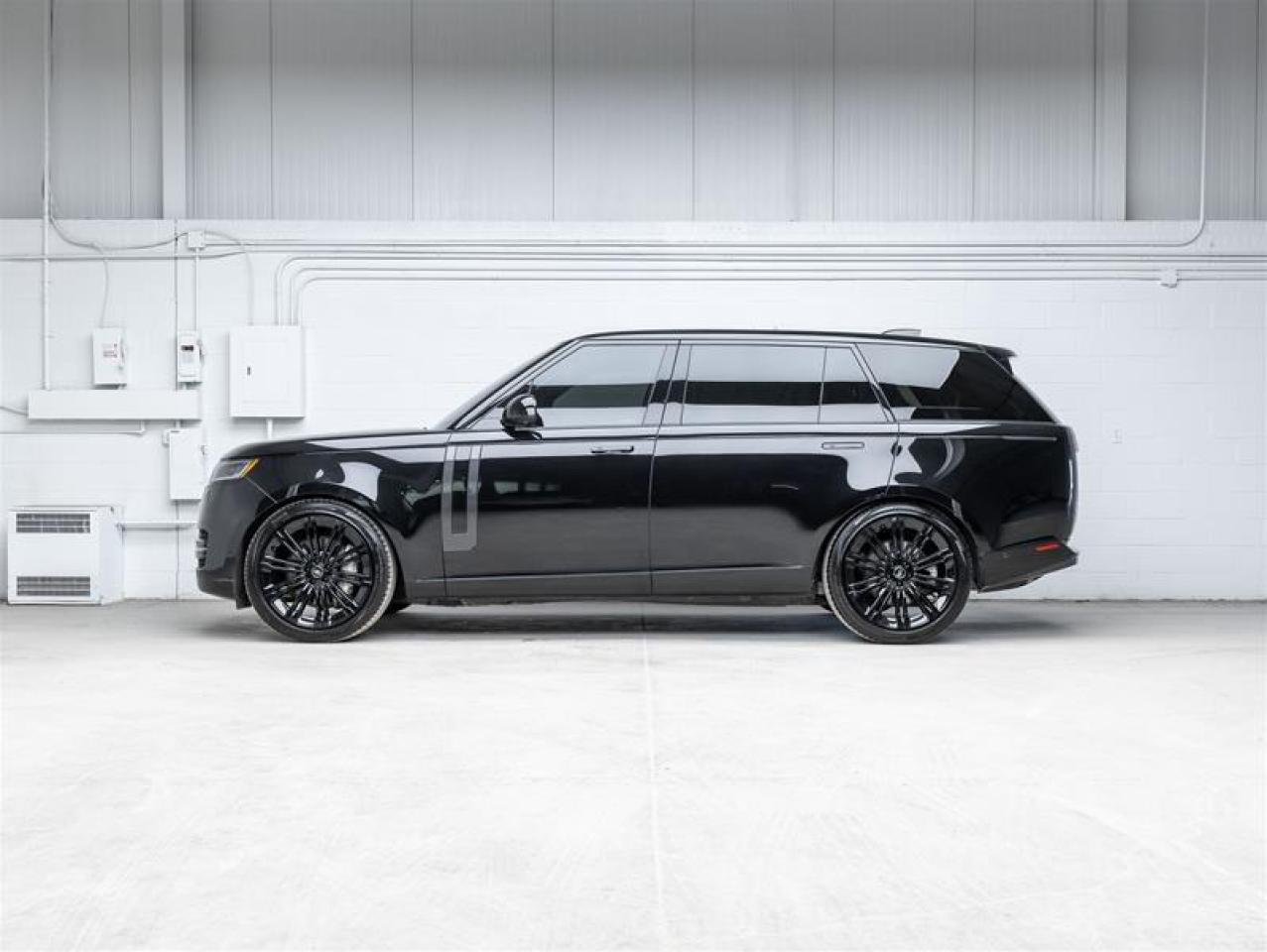 2024 Land Rover New Range Rover  Photo