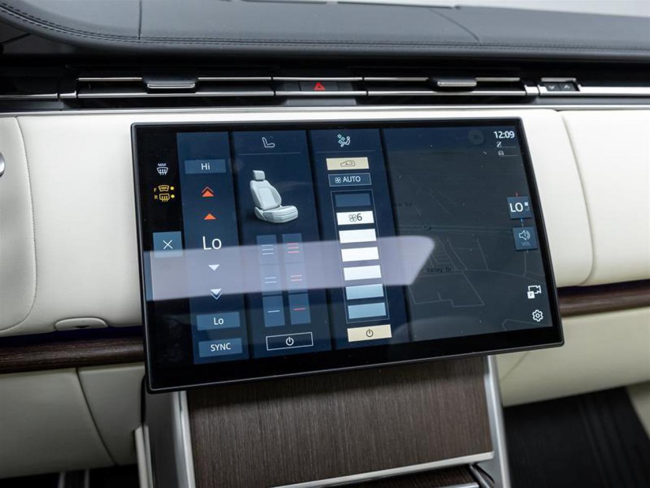 2024 Land Rover New Range Rover  Photo