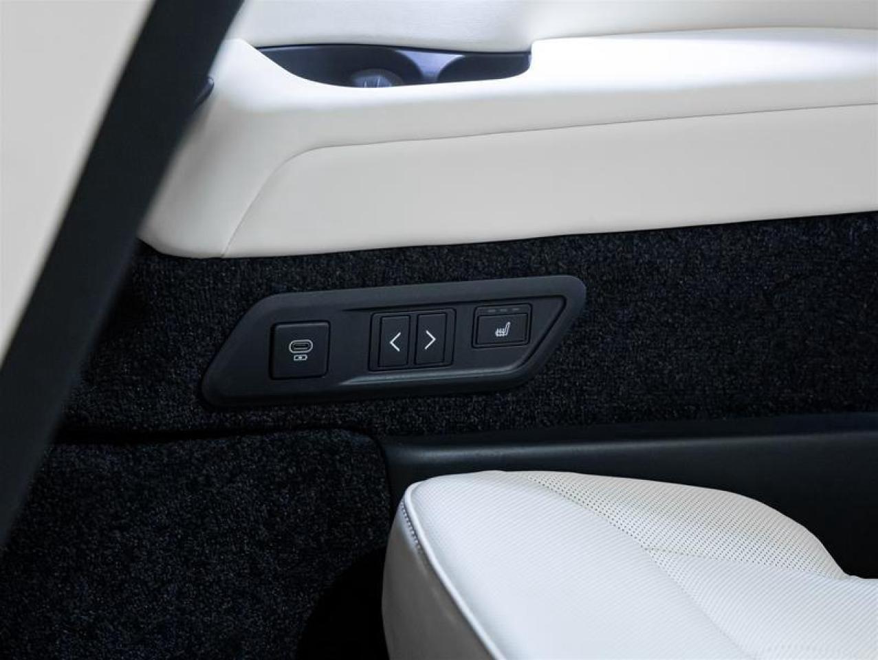 2024 Land Rover New Range Rover  Photo