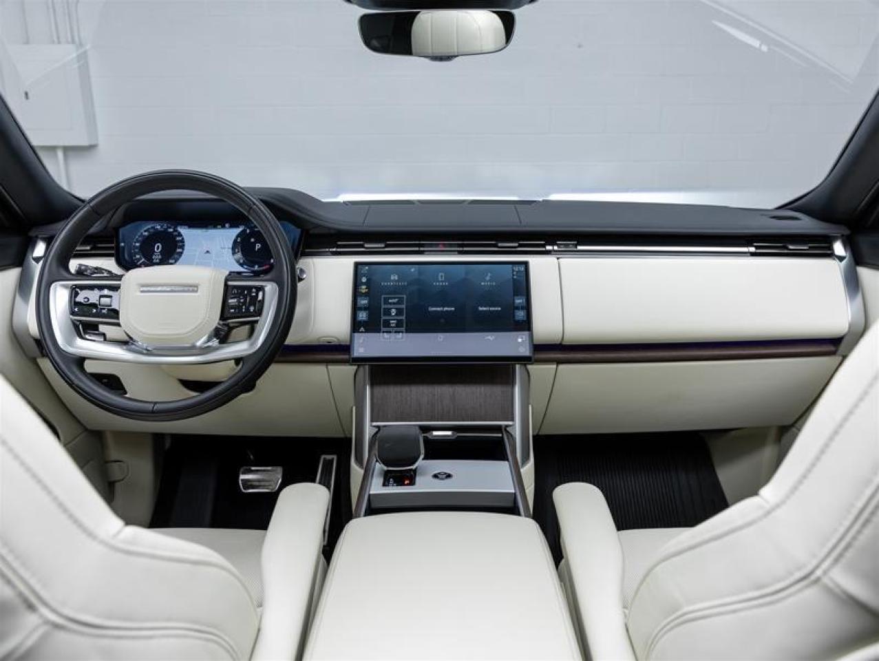 2024 Land Rover New Range Rover  Photo