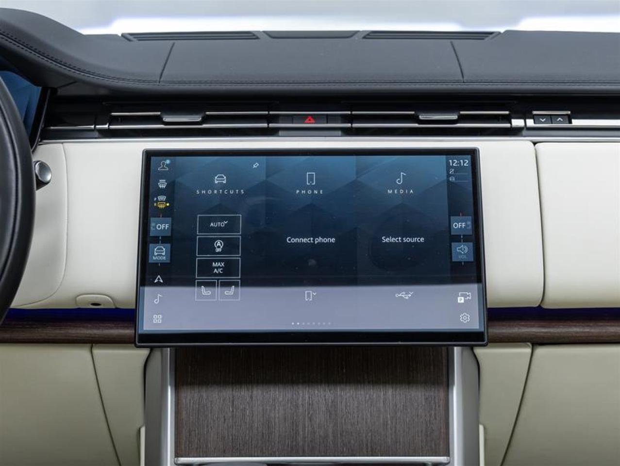 2024 Land Rover New Range Rover  Photo